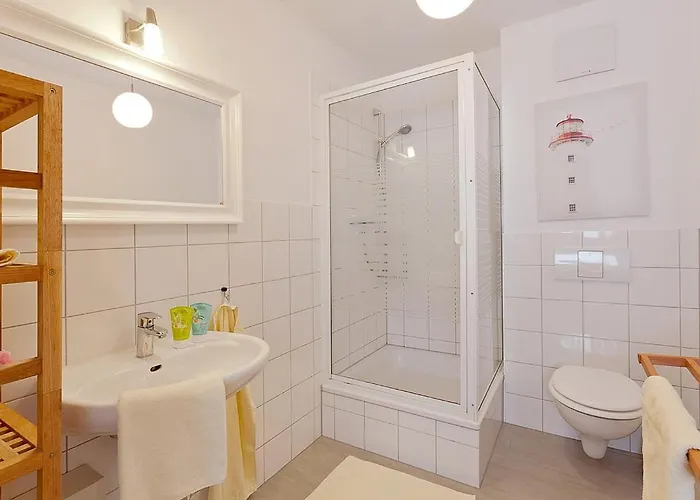 27 4, Weidenweg 1 D * Karlshagen